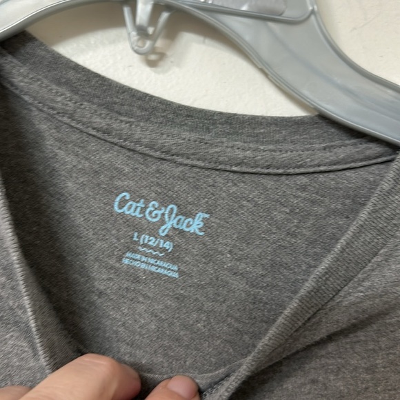 Cat & jack long sleeve - Picture 2 of 2